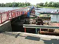 Eine Pontonbrücke über die Oka in Osjory