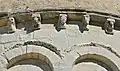Detail des Konsolenfrieses