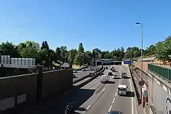 Der Boulevard périphérique bei der Porte d’Auteuil im 16. Arrondissement von Paris