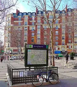 Metrostation am Place Édith Piaf