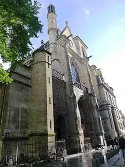 Pfarrkirche Saint-Merri,nach der das Viertel benannt ist.