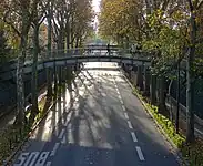 Übergang im Parc de Bercy über die Rue Joseph-Kessel
