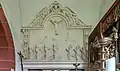 Relief in der Apsis