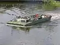 Wasserfahrt mit aufgesessener Infanterie