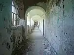 Wände im Zellenblock