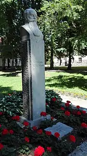 Denkmal für den Schriftsteller in Šilutė, Litauen