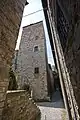 Der Hauptturm (Mastio) der Burg