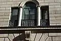 Mäander-Ornament an einem Balkongeländer in Paris (Rue d'Aboukir 194)