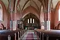 Innenraum der Kirche mit Blickrichtung zum Chor im Osten