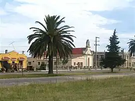 Parroquia Sagrado Corazón und Club Democrático