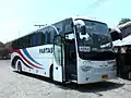 Golden Dragon Bus auf den Philippinen