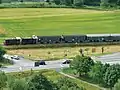 Personenzug mit 2 V 36 in der Ortslage Streitberg (2018)