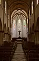 Kircheninneres mit Altarraum