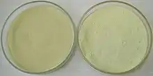 Leuchtpigmente: links ZnS, rechts Erdalkalialuminat