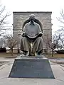 Kršinićs Statue des Nikola Tesla an den Nigarafällen