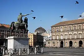 Statue von Karl III.