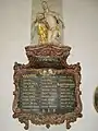 Pietà mit Gedenktafel für die Opfer beider Weltkriege