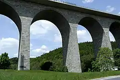 Granit­quader als Baustoff der Brückenpfeiler, 2015
