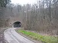 Nördliche Notausfahrt, Portal