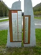 Stele vor dem Museum der Résistance in Valsavarenche