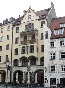 Wohn- und Geschäftshaus Kaut (erbaut 1897)