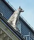 Polizeihund auf dem Dach der Polizeidirektion Leipzig (Dimitroffstraße)