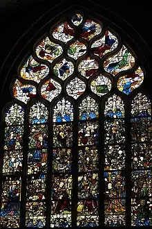 Fenster mit Szenen aus dem Leben Jesu