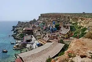 Anchor Bay mit dem Ort Popeye Village