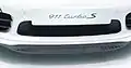 Porsche 911 Turbo S: dreistufig ausfahrbarer Frontspoiler, IAA 2013