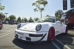 RWB Hoonigan, basierend auf einem Porsche 964 und gebaut für Brian Scotto, den Mitbegründer von Hoonigan.
