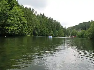 Schöngrundsee von Süden (mit Tretboot)