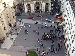 Kreuzherrenplatz