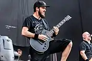 Rhythmus-Gitarrist Matt Sheridan