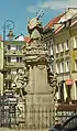 Johannes-Nepomuk-Statue mit dem Wappen