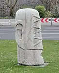 Zwei Köpfe: Großer verschnürter Kopf (1989), Berlin