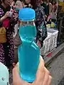 Moderne Version bei einer japanischen Ramuneflasche