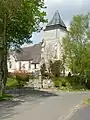 Kirche Saint-Vaast und Kriegerdenkmal