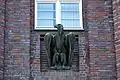 Reichsadler von Josef Thorak über dem Haupteingang