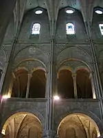 Langhaus mit romanischen und gotischen Elementen