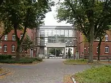 Münster, Leonardo-Campus-Haupteingang (ehemalige Von Einem-Kavallerie-Kaserne)