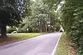 Ortseingang Malente - Schweizer Straße auf Höhe des Hünengrabes