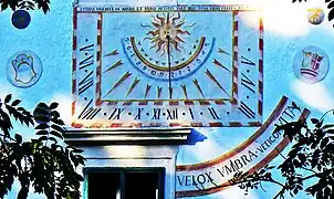 Sonnenuhr am Schlossgebäude