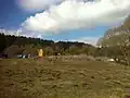 Rittergut Steinbeck bei Bellin. Hügel im Bereich des abgegangenen Herrenhauses von Süden (2013)