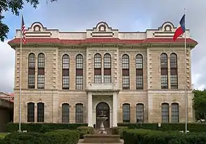 Robertson County Courthouse and Jail (2010). Das Verwaltungs- und Gerichtsgebäude des Countys ist seit Dezember 1977 im NRHP eingetragen.