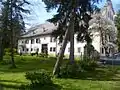 Seitenansicht des Robinighofs