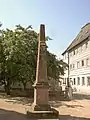 Distanzsäule vom Obertor
