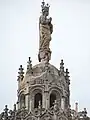 Laterne und Marienfigur