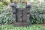 Szymanskis Grabstein auf demFriedhof Heerstraße