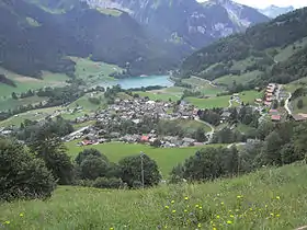 Luftansicht von Rossinière
