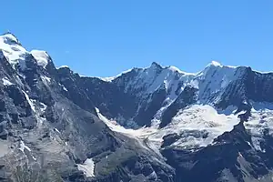 Rottalgletscher (Lauterbrunnen) vom Schilthorn aus gesehen, mit Jungfrau, Rottalhorn, Louwihorn, Gletscherhorn und Äbni Flue (von links nach rechts)